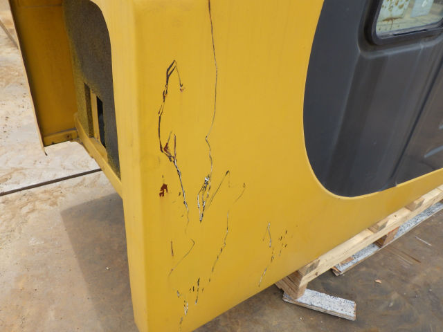 KOMATSU　/　PC03-1