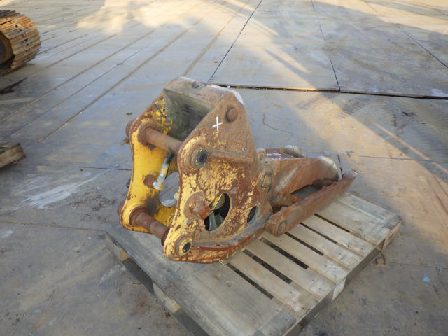 KOMATSU　/　PC03-1