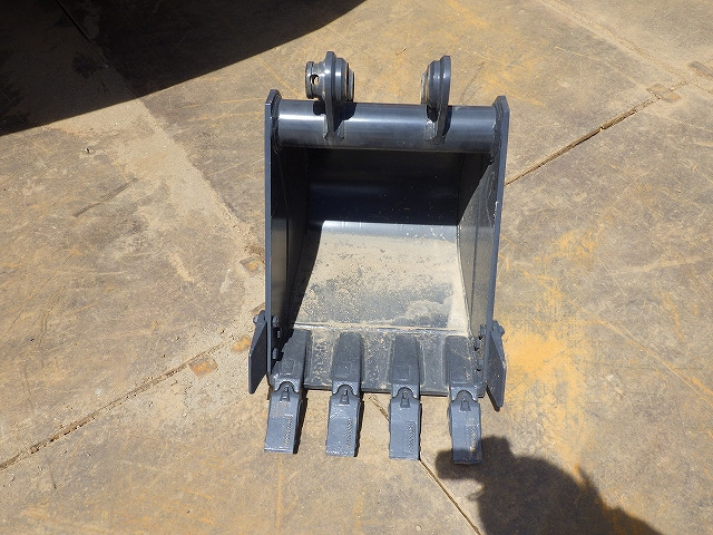 KOMATSU　/　PC03-1