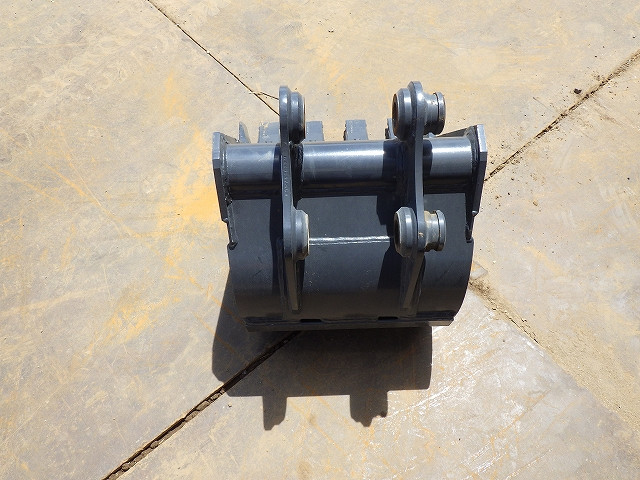 KOMATSU　/　PC03-1
