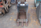 KOMATSU　/　PC03-1