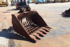 KOMATSU　/　PC03-1