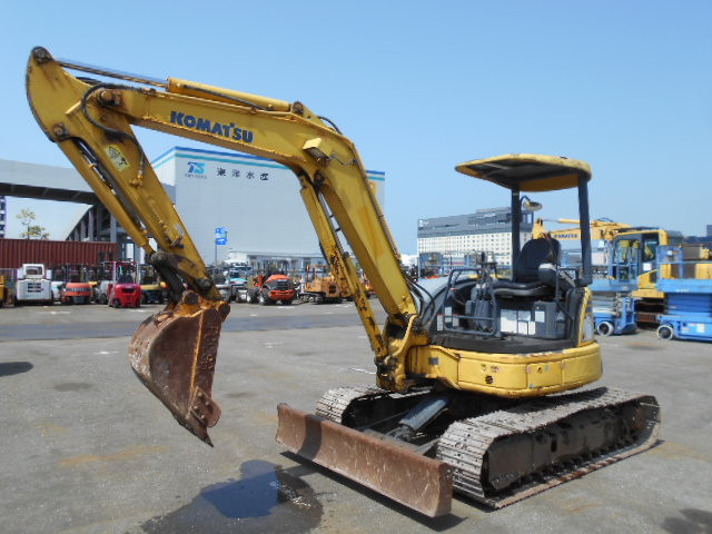 KOMATSU　/　PC03-1