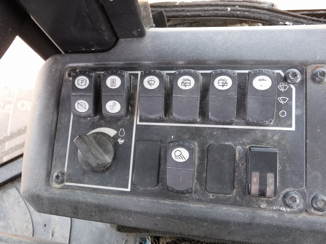 KOMATSU　/　PC03-1