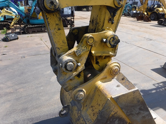 KOMATSU　/　PC03-1