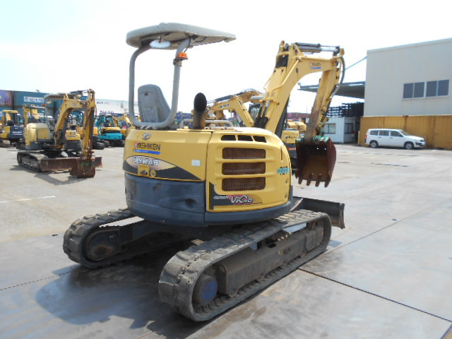 KOMATSU　/　PC03-1