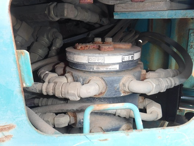 KOMATSU　/　PC03-1