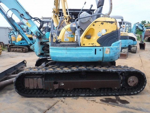 KOMATSU　/　PC03-1
