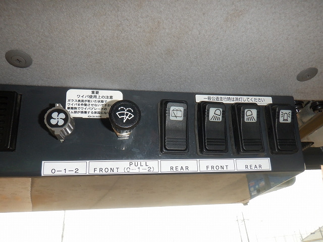 KOMATSU　/　PC03-1