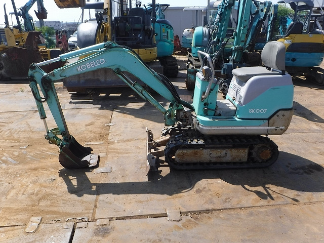 KOMATSU　/　PC03-1