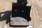 KOMATSU　/　PC03-1