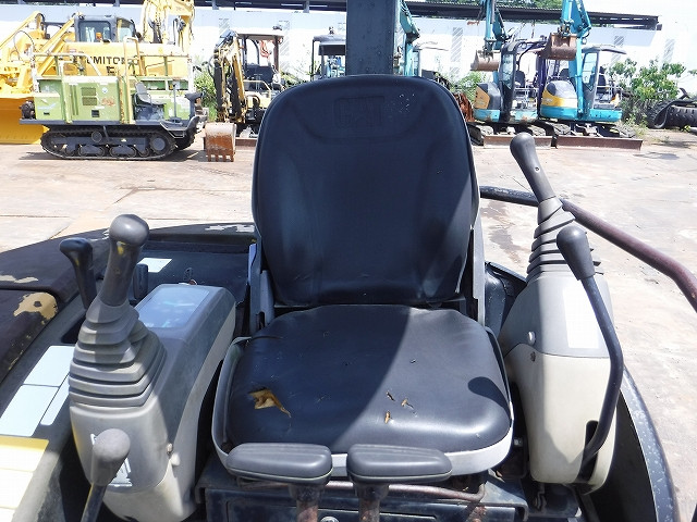 KOMATSU　/　PC03-1