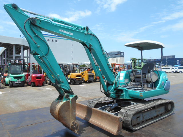 KOMATSU　/　PC03-1