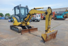 KOMATSU　/　PC03-1