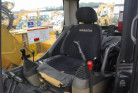 KOMATSU　/　PC03-1