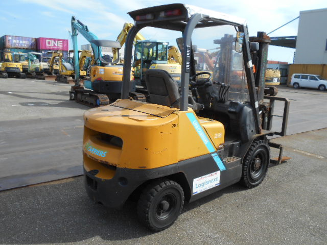 KOMATSU　/　PC03-1