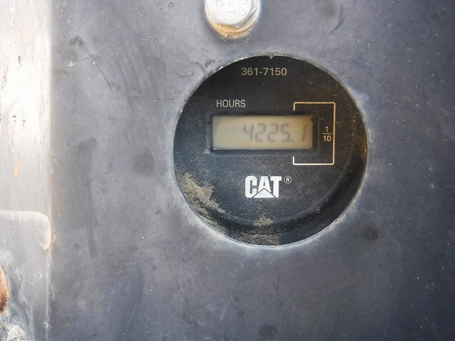 KOMATSU　/　PC03-1