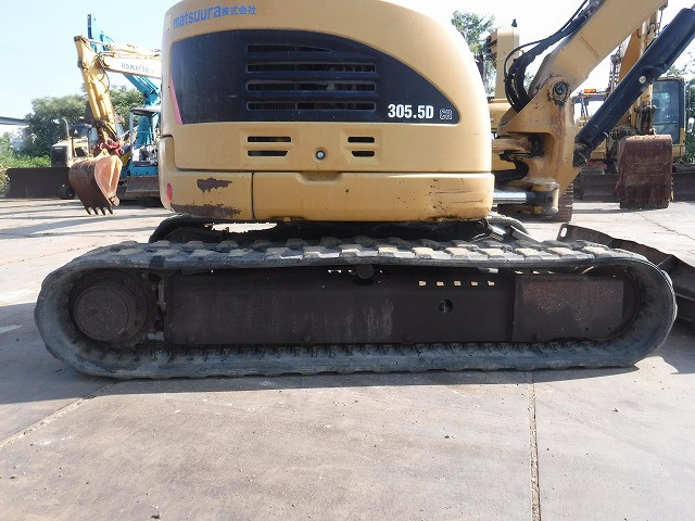KOMATSU　/　PC03-1