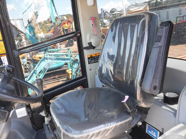 KOMATSU　/　PC03-1