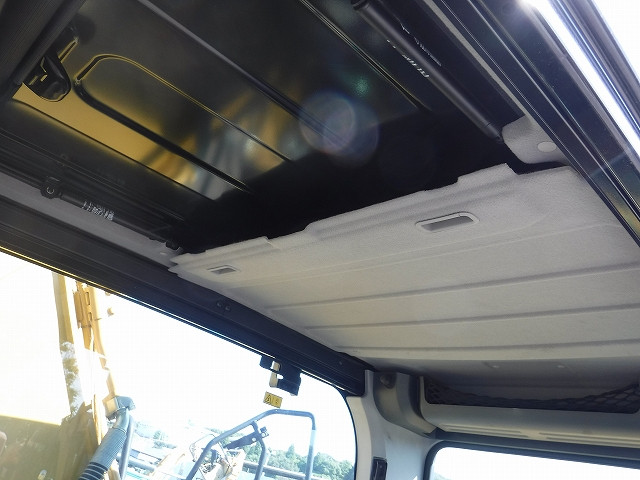 KOMATSU　/　PC03-1