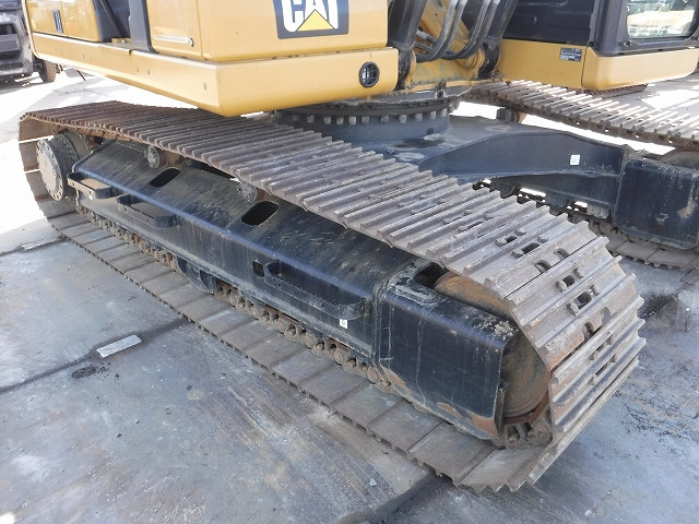 KOMATSU　/　PC03-1