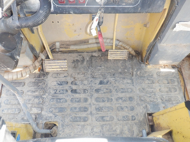 KOMATSU　/　PC03-1