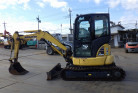 KOMATSU　/　PC03-1