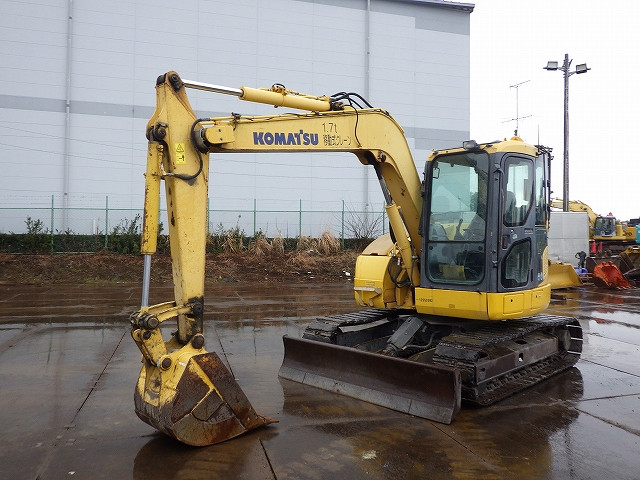 KOMATSU　/　PC03-1