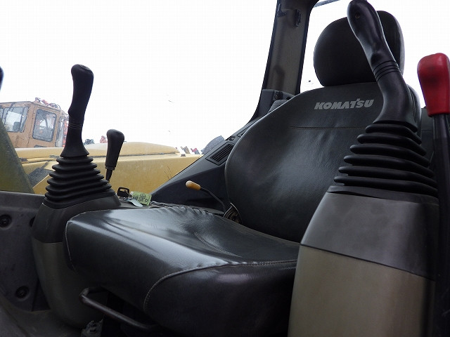 KOMATSU　/　PC03-1