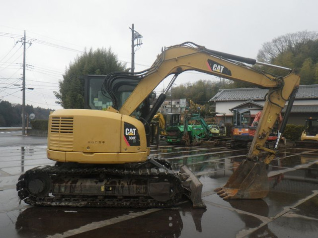 KOMATSU　/　PC03-1