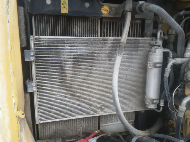 KOMATSU　/　PC03-1