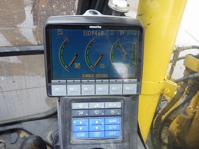 KOMATSU　/　PC03-1