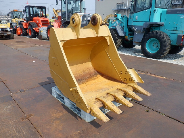 KOMATSU　/　PC03-1