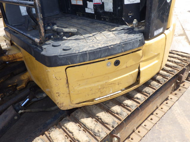 KOMATSU　/　PC03-1