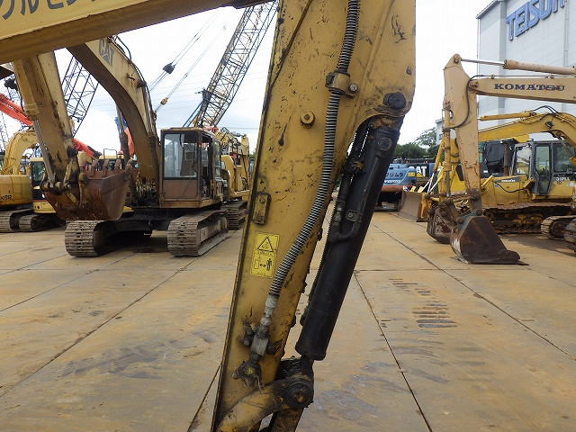 KOMATSU　/　PC03-1