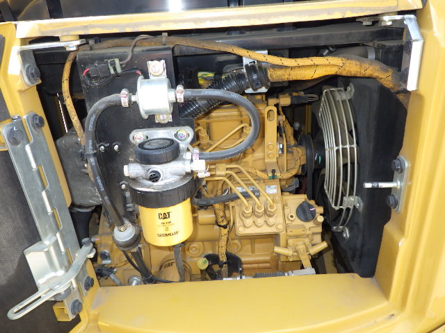KOMATSU　/　PC03-1