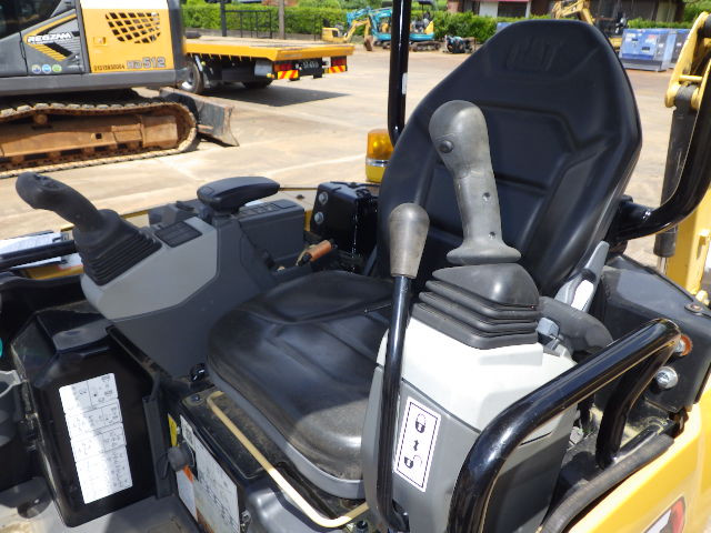KOMATSU　/　PC03-1