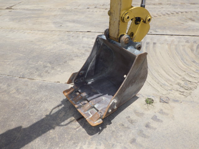KOMATSU　/　PC03-1