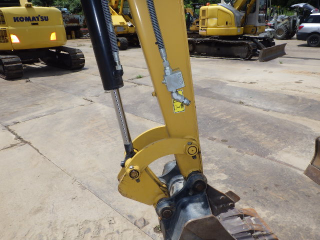 KOMATSU　/　PC03-1