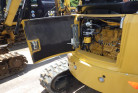 KOMATSU　/　PC03-1