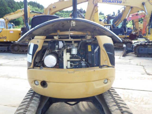 KOMATSU　/　PC03-1