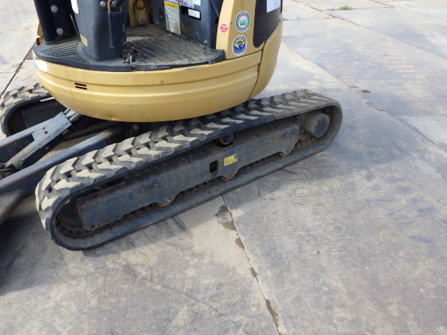 KOMATSU　/　PC03-1