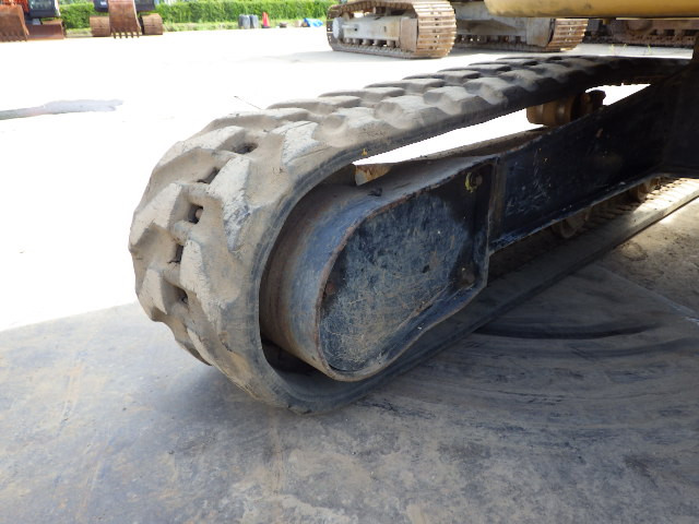 KOMATSU　/　PC03-1