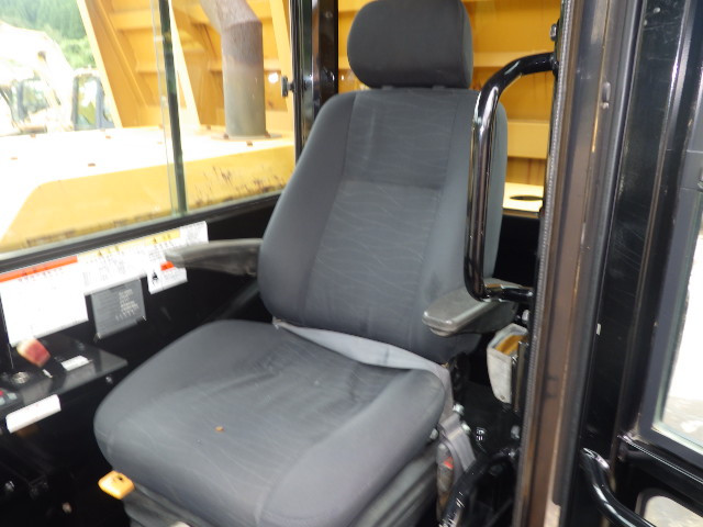 KOMATSU　/　PC03-1