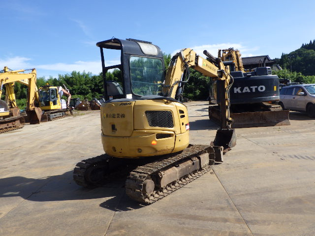 KOMATSU　/　PC03-1