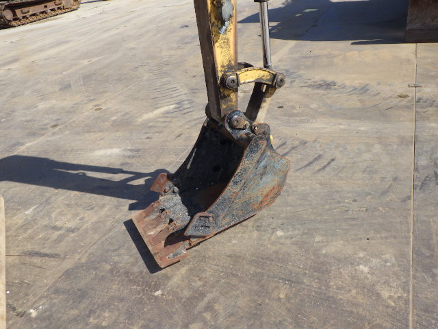 KOMATSU　/　PC03-1