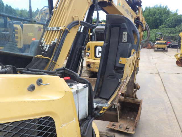 KOMATSU　/　PC03-1
