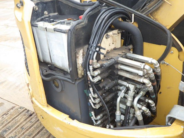 KOMATSU　/　PC03-1
