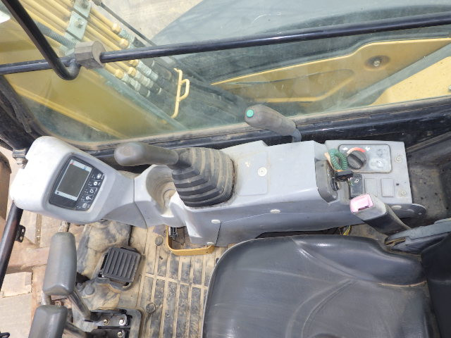 KOMATSU　/　PC03-1