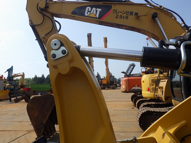 KOMATSU　/　PC03-1